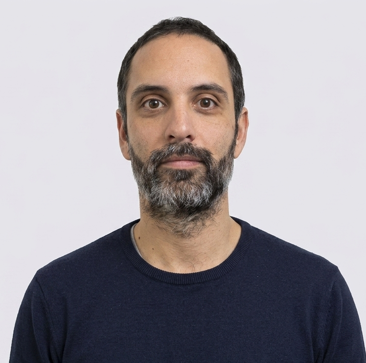 Prof. Carlos Robledo
